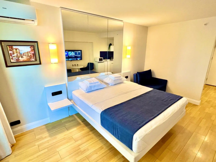 Apartamenty s vidom na more ot sobstvennika — отель с удобствами в Батуми