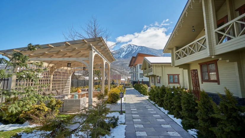 Отель Hills Polyana Hotel & Spa — отзывы гостей и цены