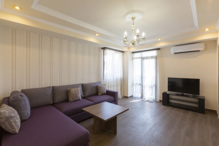 Апартаменты Umba Apartment N3 - балкон и вид на гору Арарат — забронировать отель в Ереван