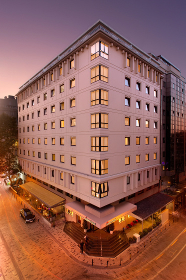 Nippon Hotel — комфортный отель в Стамбуле