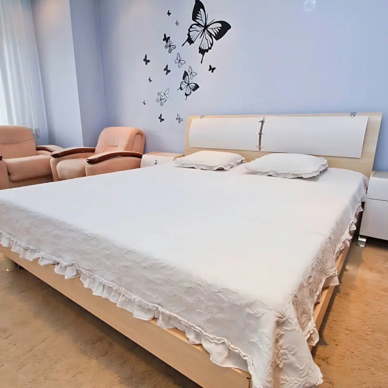 Apartamenty na Engel'sa 7 — отель с удобным расположением в Сургуте