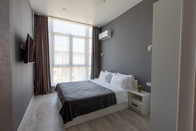 Апартаменты Red Apartments Арт Лайт Сити Леонардо — отель с удобным расположением в Сириусе