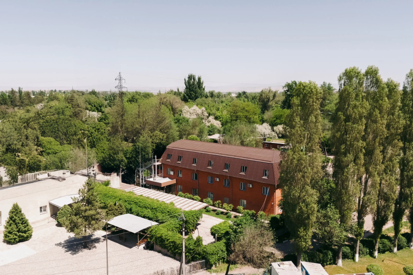 Mini-Otel' Sultan Bishkek — забронировать отель в Бишкек