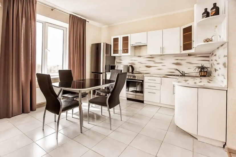 Апартаменты ZebraHome с видом на Волгу и лес — отель с удобным расположением в Тольятти