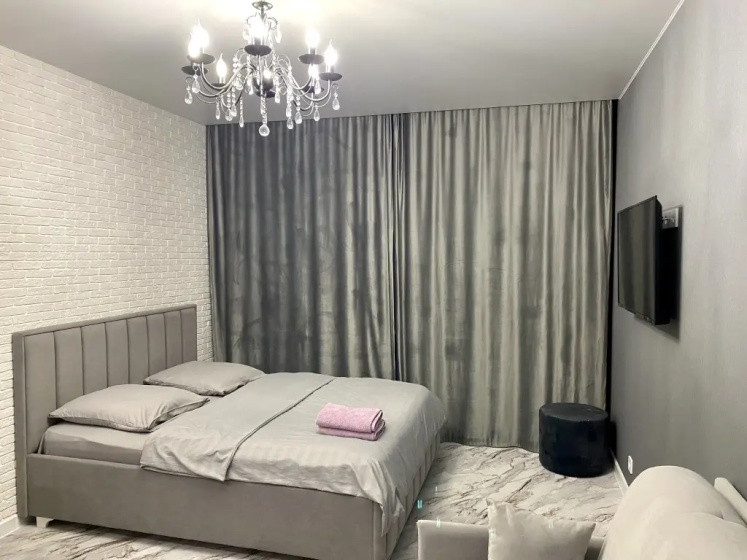 Цены на Apartamenty Aura 4 в Сургуте