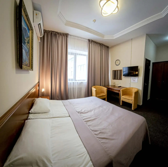 Otel' Saya Hotel Almaty — отель с отзывами гостей в Алматы