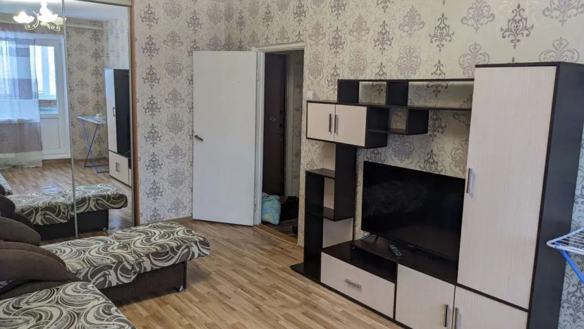 Kvartira na Holmogorskoj 82/81 — отель с удобствами в Ноябрьске