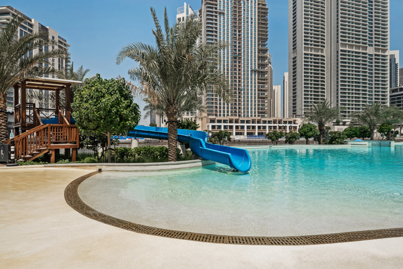 Apartamenty Luxurious Apartment at Dubai Creek Harbour, Ocean Mist Retreat — отель с удобствами в Дубае