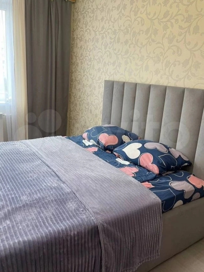 Цены на Квартира Просторная рядом с Аквапарком Ривьера в Казани