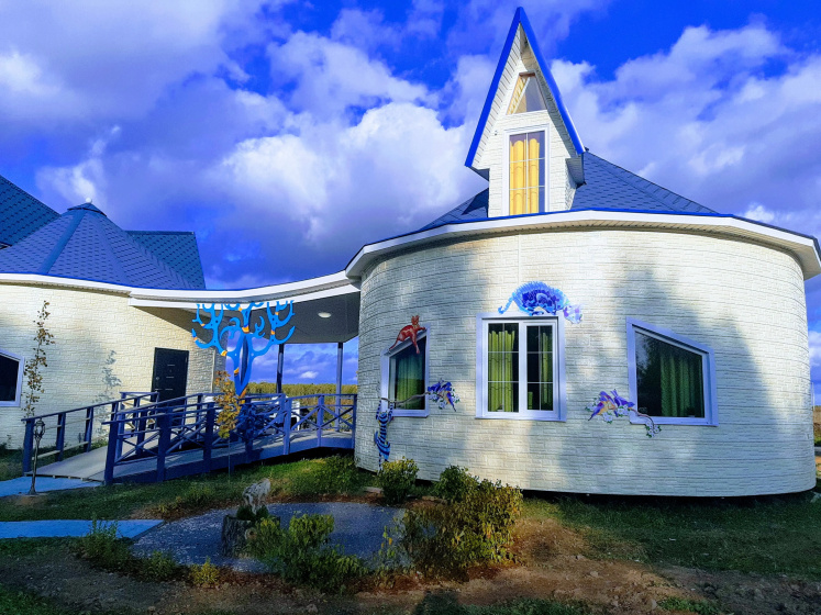 Цены на Dom Zhevunov Guest House в Боровск