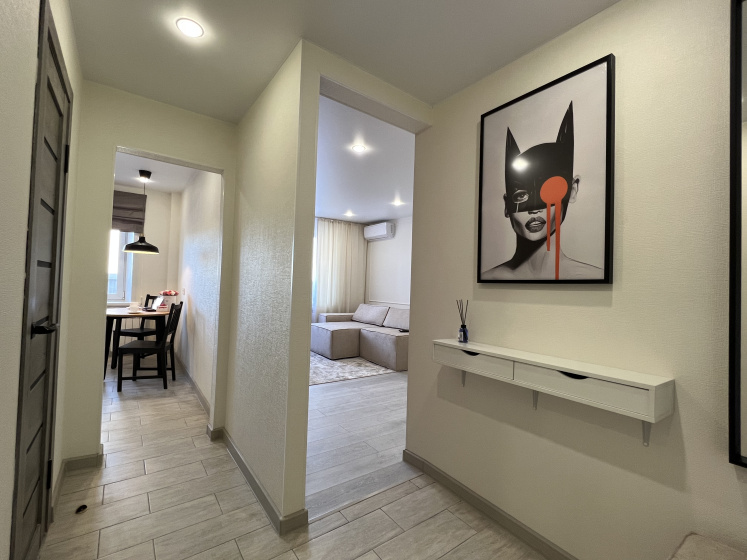 Apartamenty Dizajnerskie "Batman-House" — отель с удобствами в Павлодаре