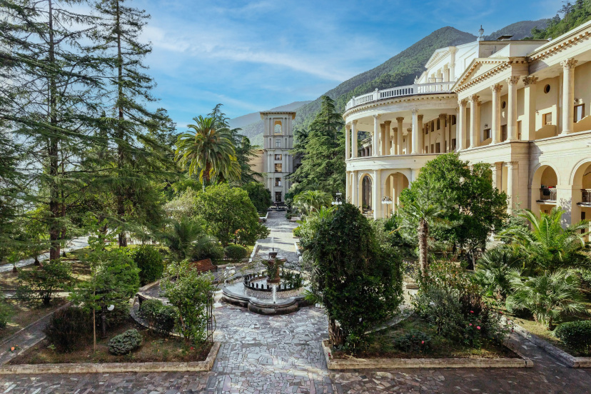 Amra Park Hotel & Spa — всё о проживании в Гагра