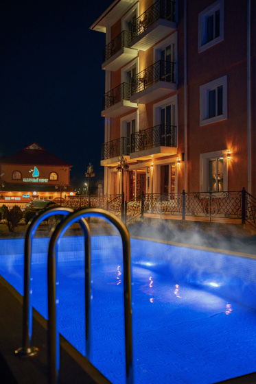 Цены на Отель Villa Maralis в Кемерове