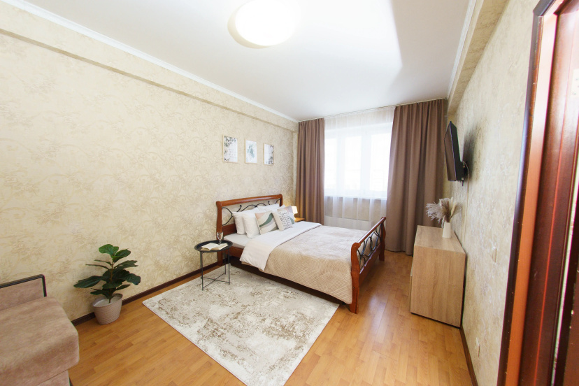 Apartamenty dvuhkomnatnye s balkonom — отель в Нефтеюганск, Россия