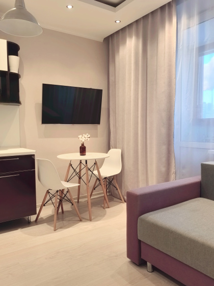 Цены на Квартира Purple studio в Санкт-Петербурге