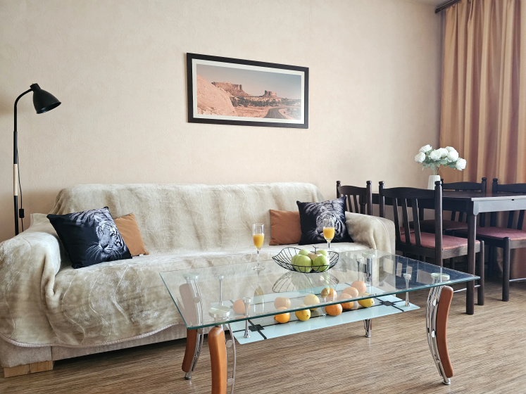 Apartamenty Zivi Uutno v Bol'soj Odnuske — отель в Череповце, Россия