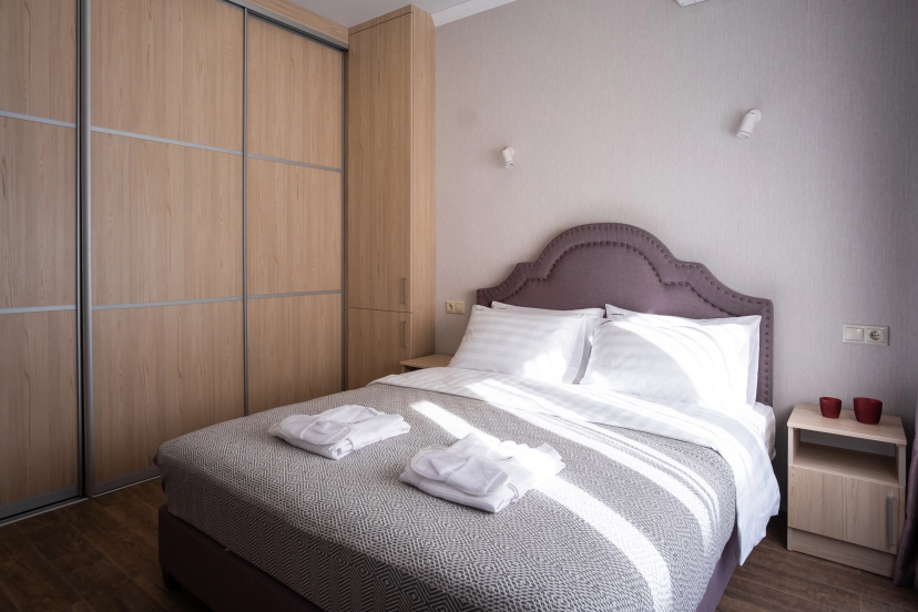 Цены на Апартаменты Red Apartments Светлана Парк Селена в Сочи