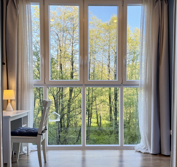 Квартира Wood Wind Лесной Ветерок — забронировать отель в Зеленоградске