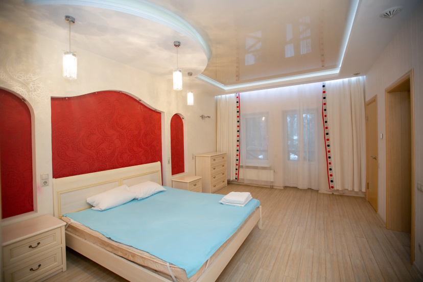 Dom V Aleksandrovke Guest House — отель с удобствами в Подольске