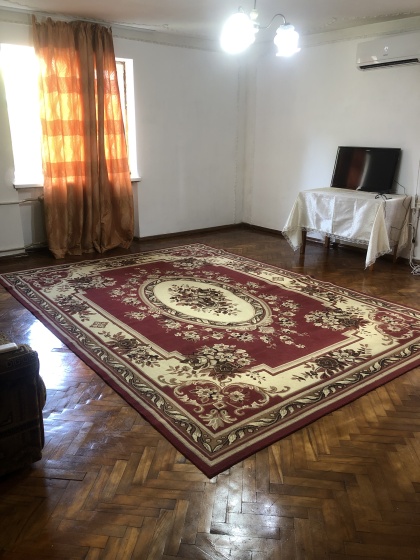 Цены на Квартира Двухкомнатная в центре г. Сухум в Сухуми