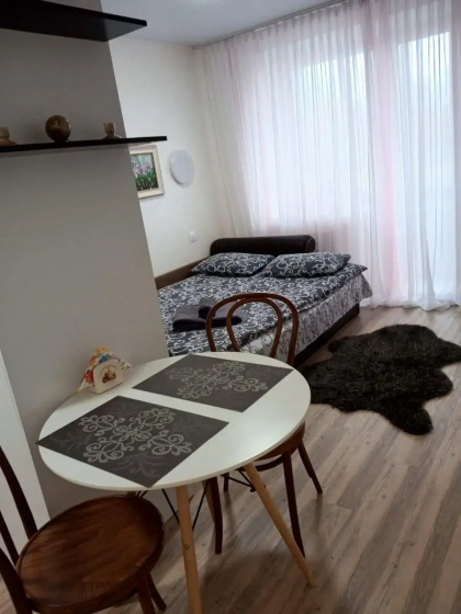 Apartamenty 193 na ulice Matrosova 3 — отель с удобным расположением в Томске