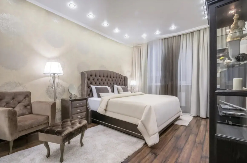 Апартаменты Admiral nearby Hilton 148 — забронировать отель в Краснодаре