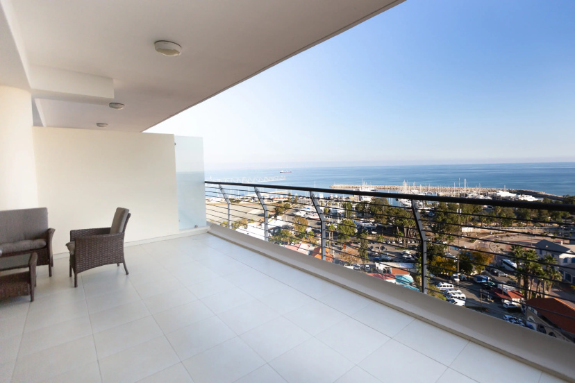 Цены на Апартаменты Promenade Seaview Heaven в Ларнака