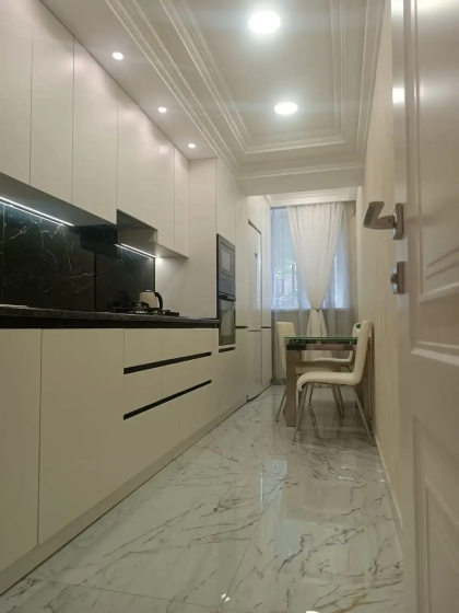 Apartamenty RentInnYerevan Vardanants 5A — отель с удобствами в Ереван