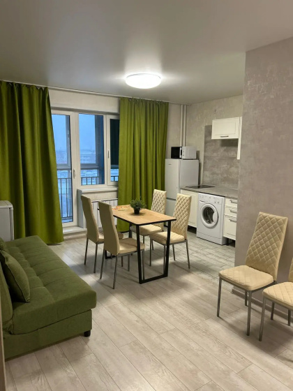 Цены на Apartamenty 3-h komnatnye u Aeroporta в Екатеринбурге