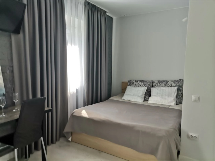 Apartamenty Severnoe Sianie Melnikajte 83k2 340 — забронировать отель в Тюмени