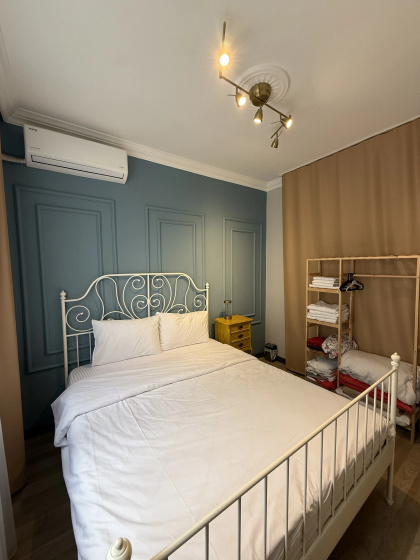 Апартаменты Stylish 2BR Near Sultanahmet w/ Projector & PS — отель в Стамбуле, Турция