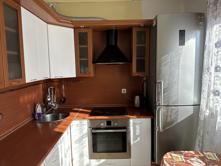 Квартира Республики 64/1 — забронировать отель в Салехард