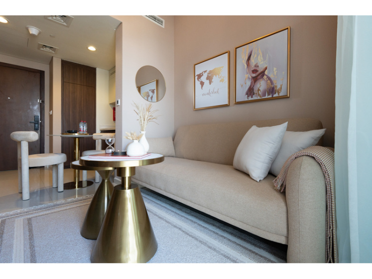Апартаменты Keyrock Living Stylish 1BR with Pool Access — комфортный отель в Дубае