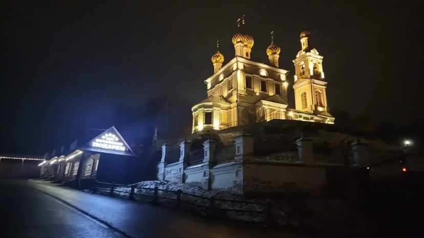 Квартира двухкомнатная на берегу Волги в центре Плеса — забронировать отель в Плёс
