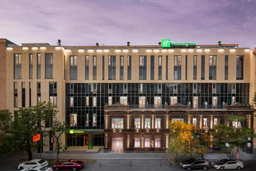 Otel' Holiday Inn Yerevan Republic Square, an IHG Hotel — отель с отзывами гостей в Ереван