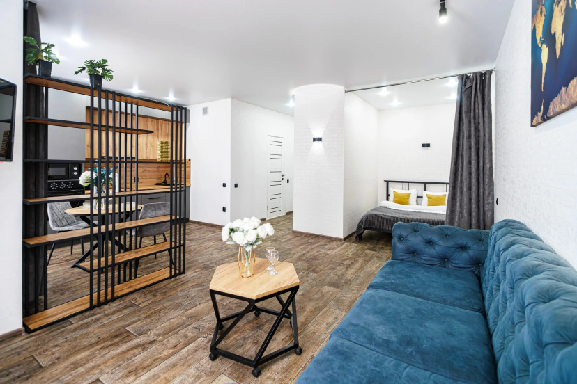 Kvartira Loft na Nabereznoj reki — отель с удобным расположением в Ульяновске