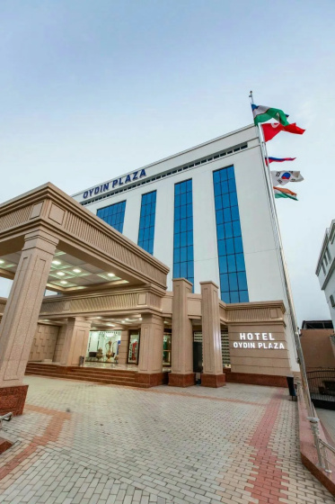 Otel' Oydin Plaza — забронировать отель в Наманган