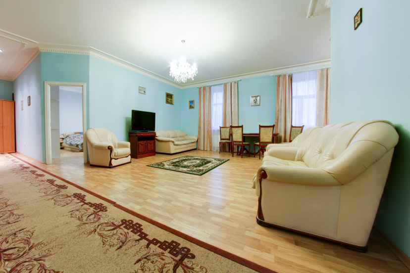 Апартаменты RentPiter Nevsky 30 — забронировать отель в Санкт-Петербурге