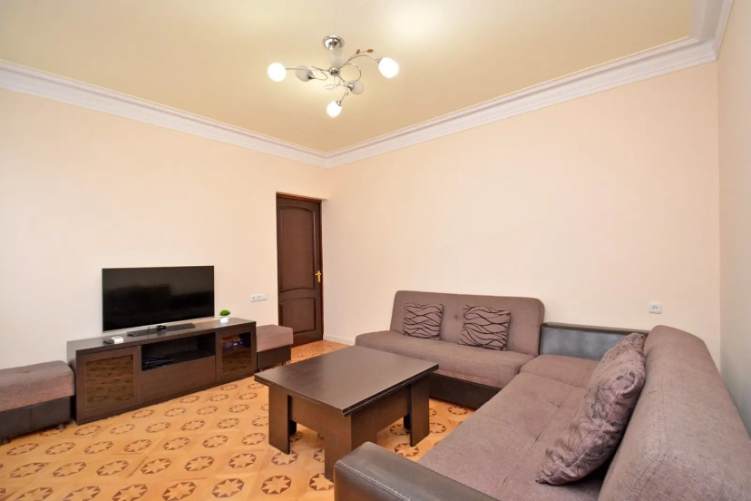 Апартаменты Perte House on Saryan street 20/1 — отель с удобствами в Ереван