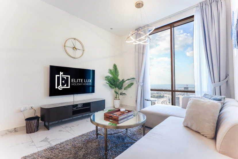 Апартаменты Elite Lux Holiday Homes Stylish 1Br Living in Amna Tower Al Habtoor City — отель с удобным расположением в Дубае