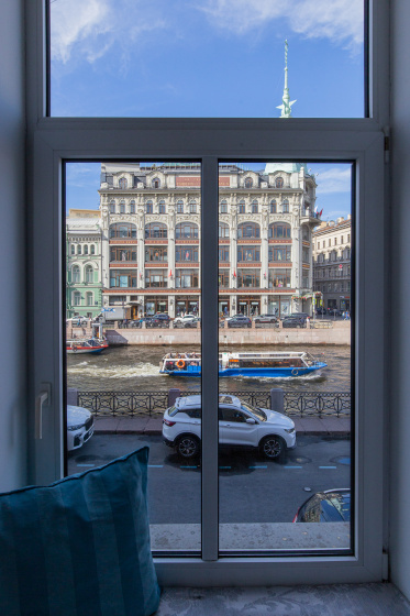 Квартира Beautiful view on Moika river 56 — отель с удобным расположением в Санкт-Петербурге