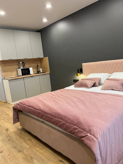 Цены на Dusty Rose Apartments в Санкт-Петербурге