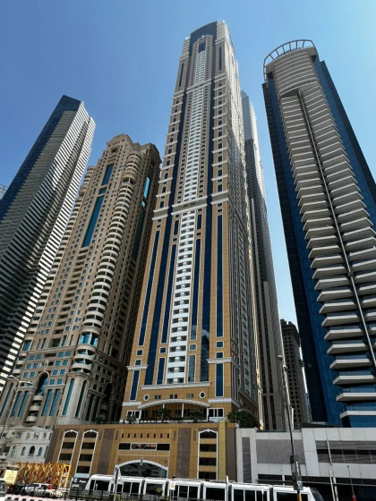 Apartments Contemporary Fully Furnished in Dubai Marina — забронировать отель в Дубае