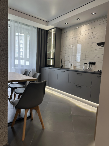 Kvartira Apartamenty na Rassvetnoj 25 — отель с удобным расположением в Калининграде