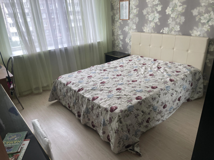 Квартира Уютная в спальном районе — забронировать отель в Магнитогорске