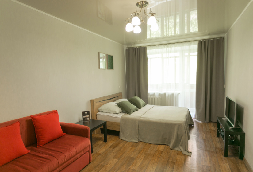 Цены на Apartamenty GOOD NIGHT na Kosareva 25 в Томске