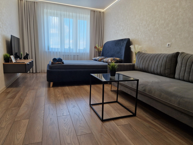 Квартира Виталий HouseRent Трёхкомнатная по ул. Рината Галеева, 31 — отель с удобствами в Альметьевск