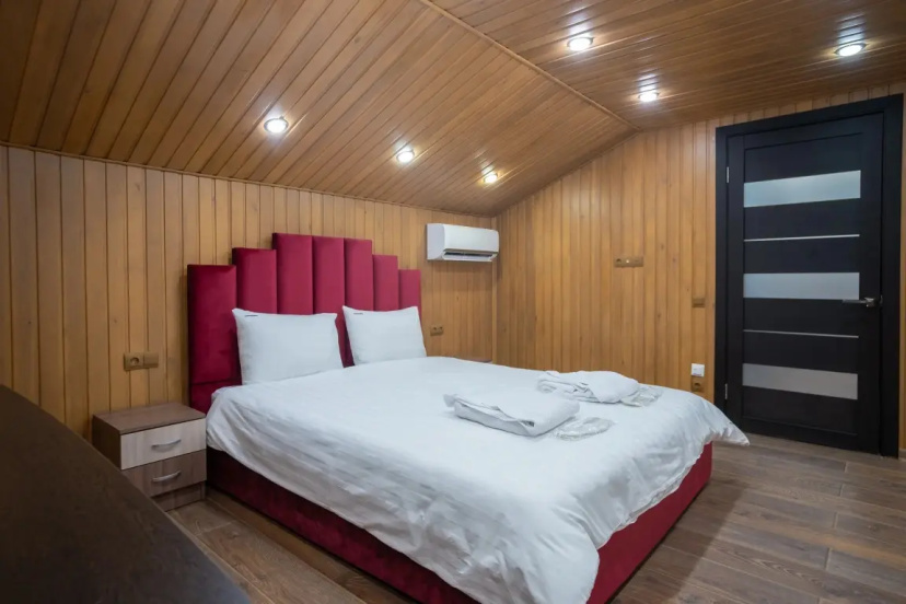 Апартаменты Red Apartments Арт Лайт Сити Апартамент Дорнан — отзывы гостей и цены