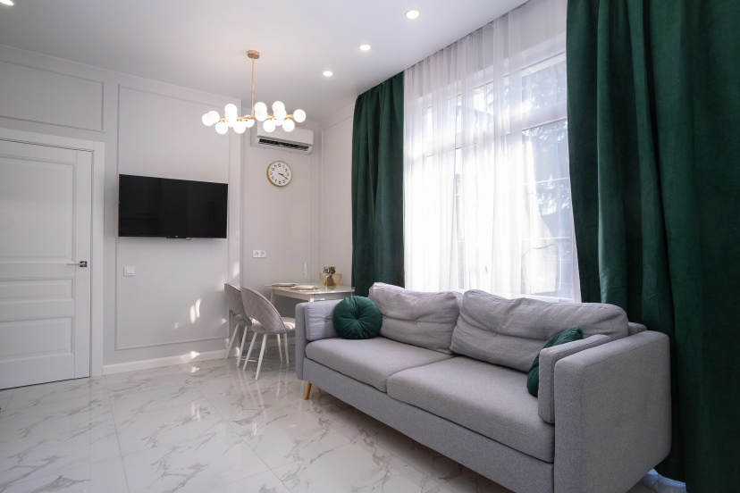 Апартаменты Red Apartments Арт Лайт Санти — отель с удобствами в Сириусе
