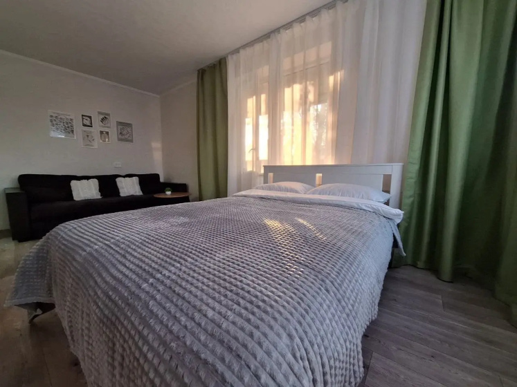 Kvartira novaa do 4+2 celovek "Versal' apartment" — отель с удобствами в Чебоксарах